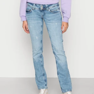 Pepe jeans  - Säljer mina oanvända pepe jeans i modellen VENUS då dom inte kommer till användning!