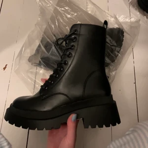 Boots - Helt nya boots från New Look i storlek 37. Säljer för köpte flera. 200KR INKLUSIVE FRAKT