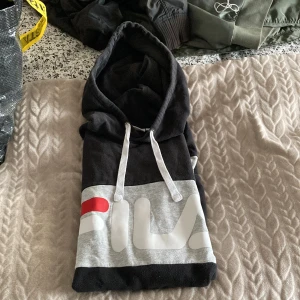 Fila - Hoodie från fila