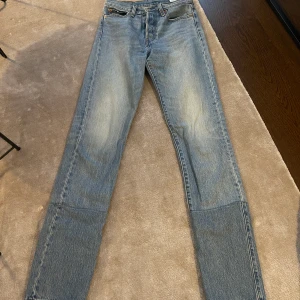 Jeans - Högmidjade levis jeans