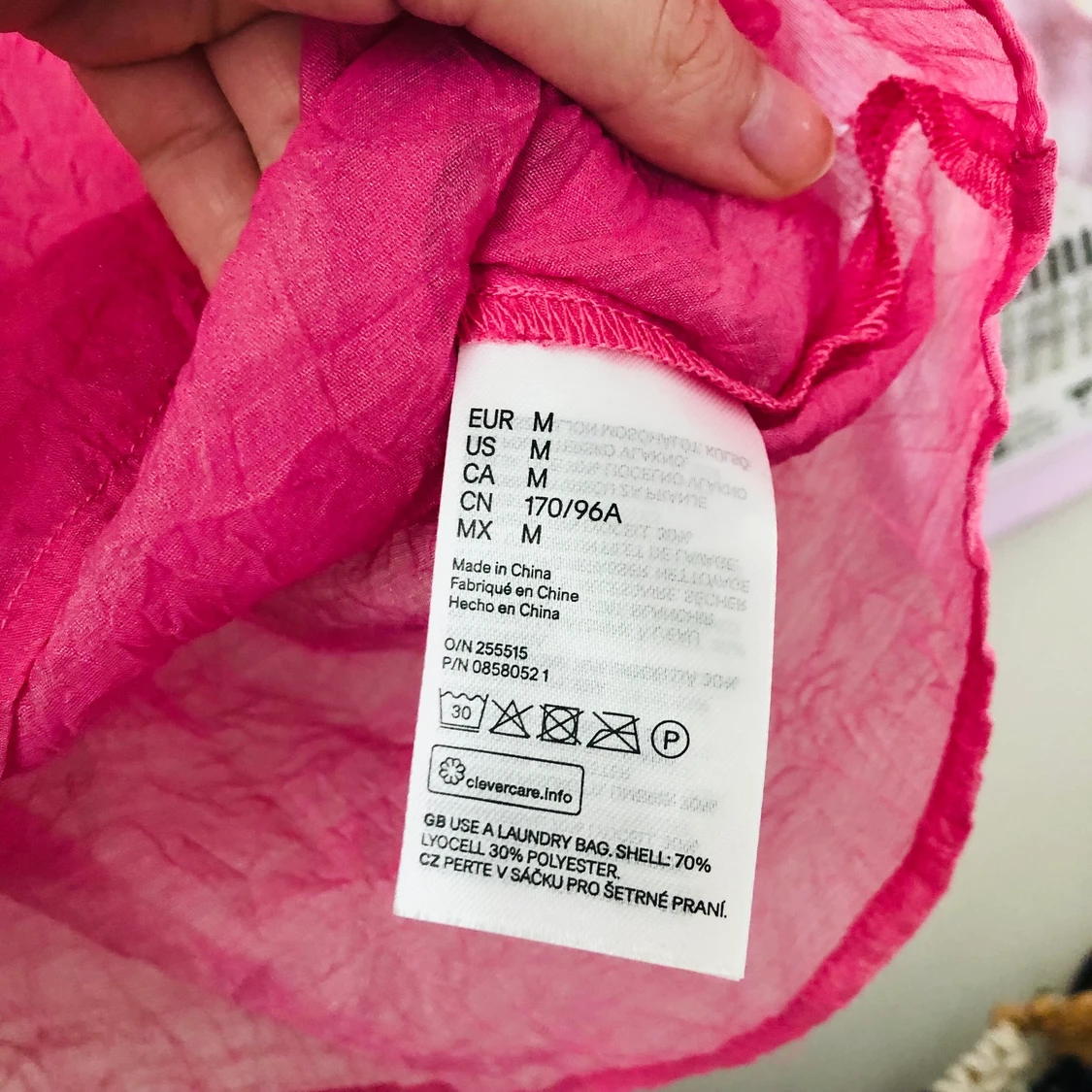 Rosa topp med puffiga ärmar strl M - 91