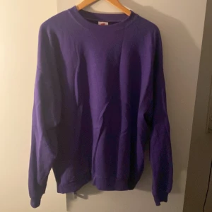 Lila sweatshirt - Lila sweatshirt, bra skick!