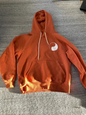 Our legacy work shop hoodie  - Work shop hoodie från our legacy, bilderna stämmer överens med färg, size 46 