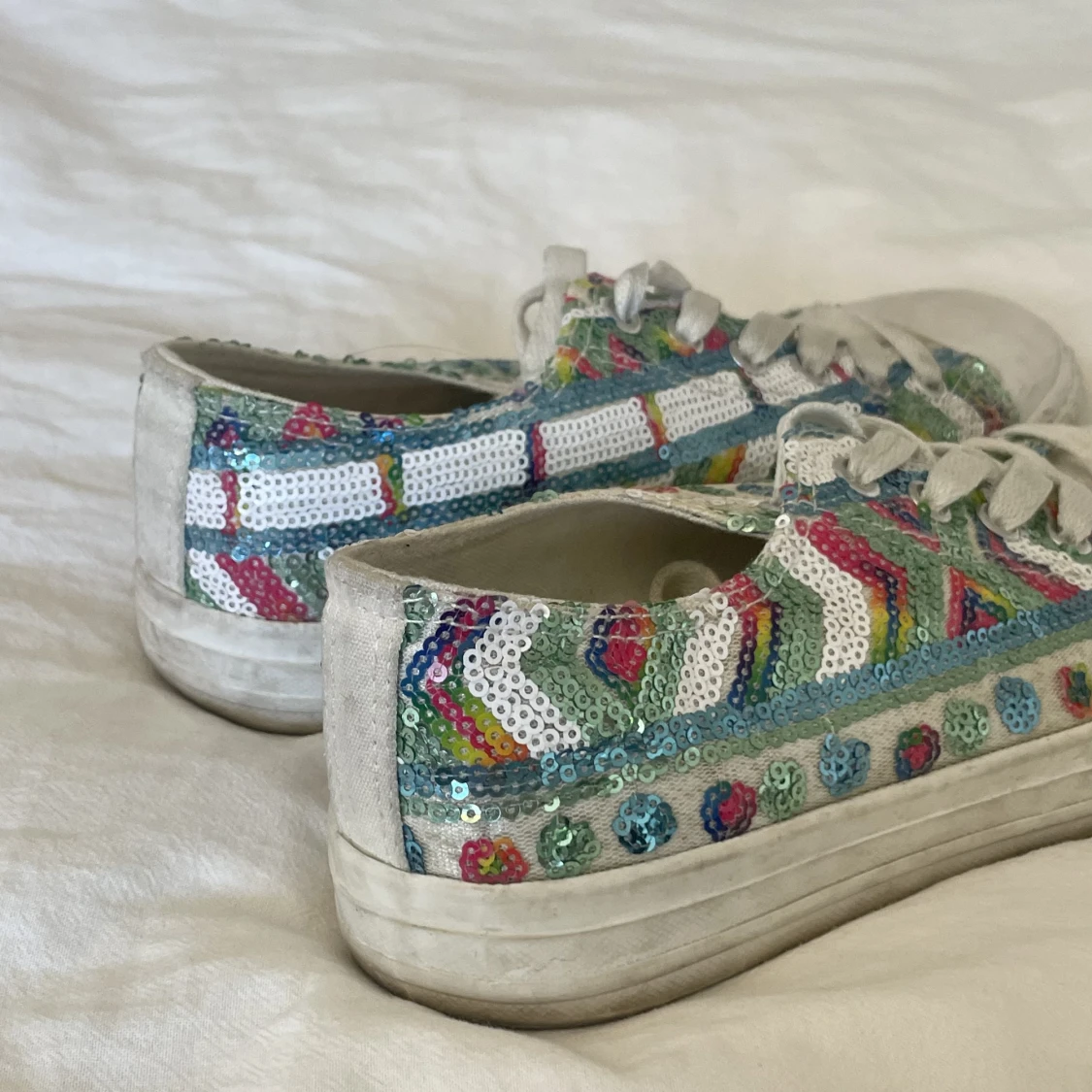 Sneakers med paljetter - 90