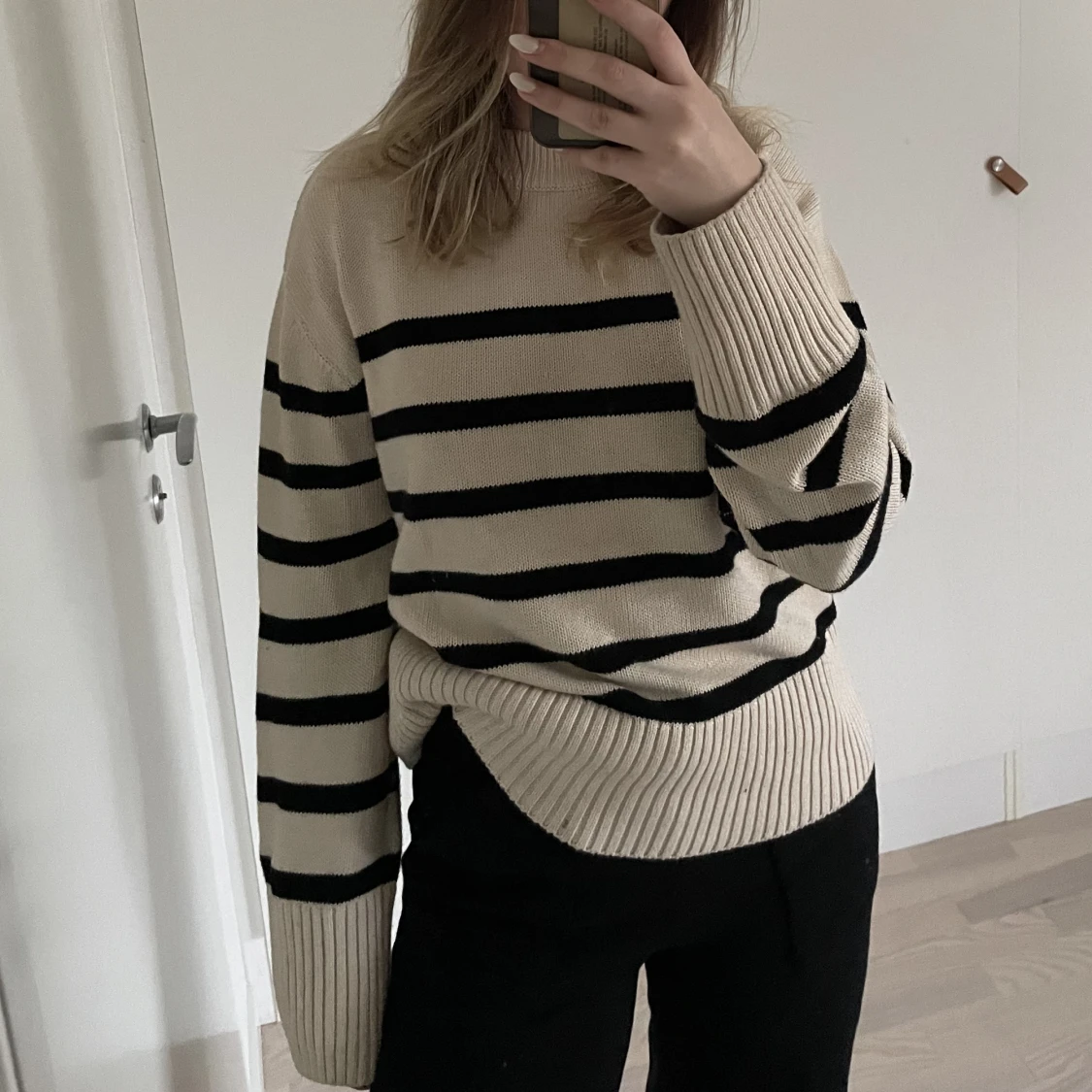 Randig tröja från Gina Tricot - 91