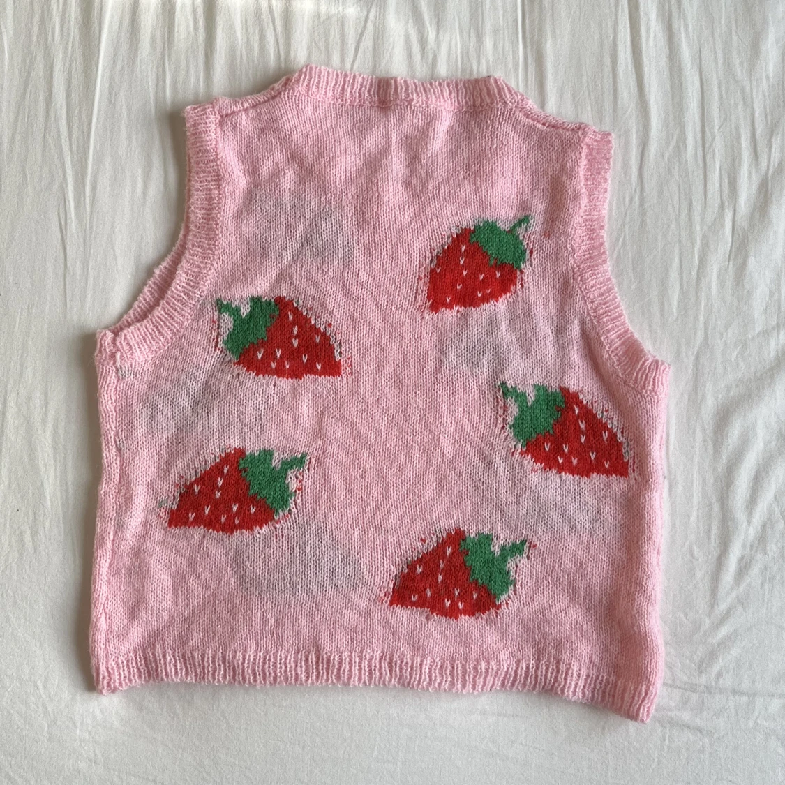 Stickad väst jordgubb retro - 90