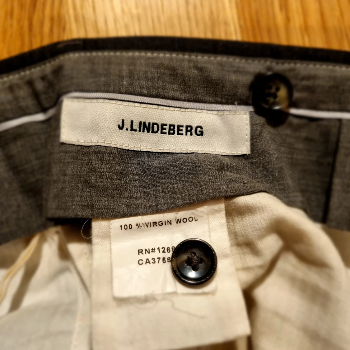 J.Lindeberg kostymbyxor 100% ull - 90