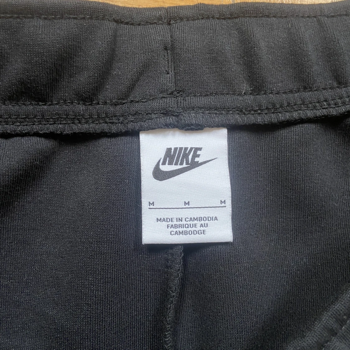 Nike tech byxor - 90