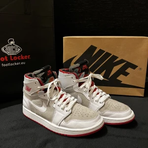 Jordan 1 High Zoom Air CMFT Hare - Storlek 41 Cond 7/10 Lite creesing annars bra. Pris 800