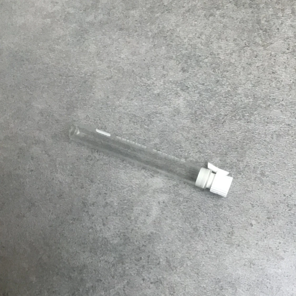 Ariana Grande parfym grej  - 90