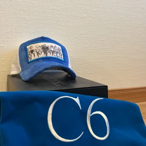 MAGGIORE S2 C6 - Säljer min MAGGIORE S2 C6. Ej använd, en riktigt fin keps.