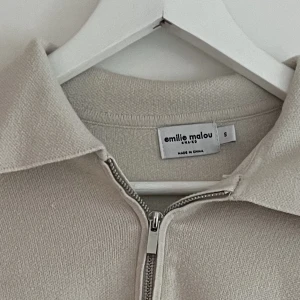 Nakd tröja - Nakd tröja i storlek S