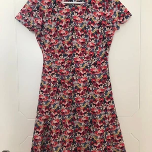 Klänning - Sommarklänning från Zara. Storlek: XS