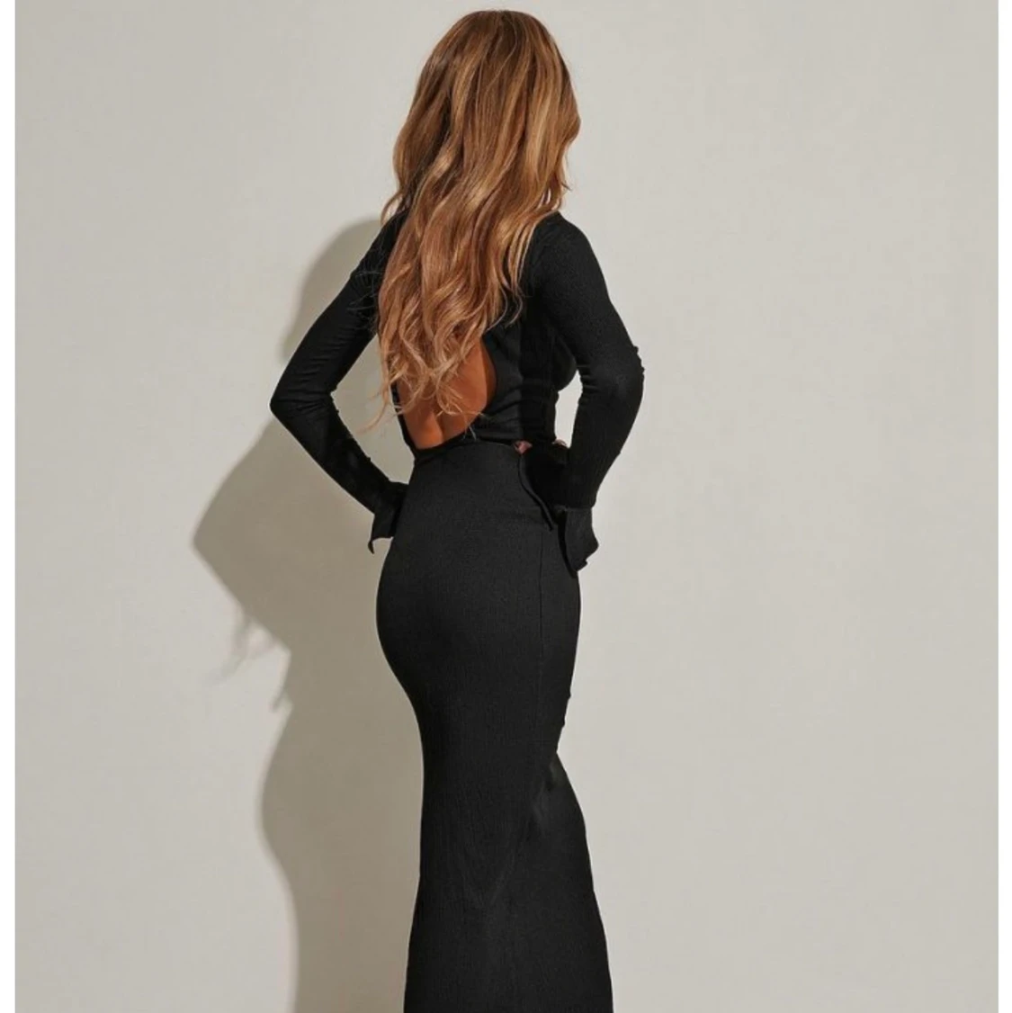 Hanna Schönberg x NAKD - open back dress 