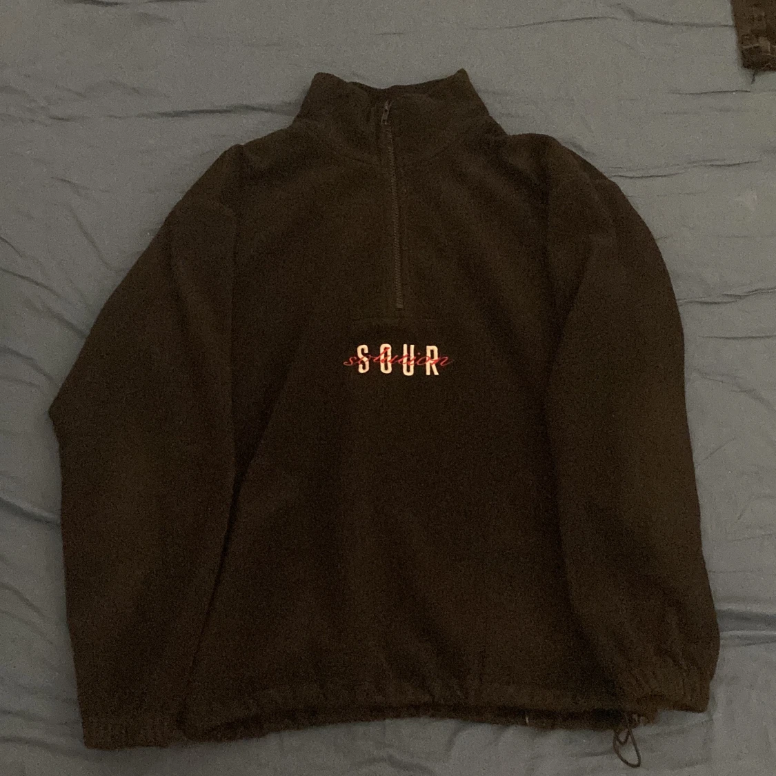 Baggy sour solution fleece