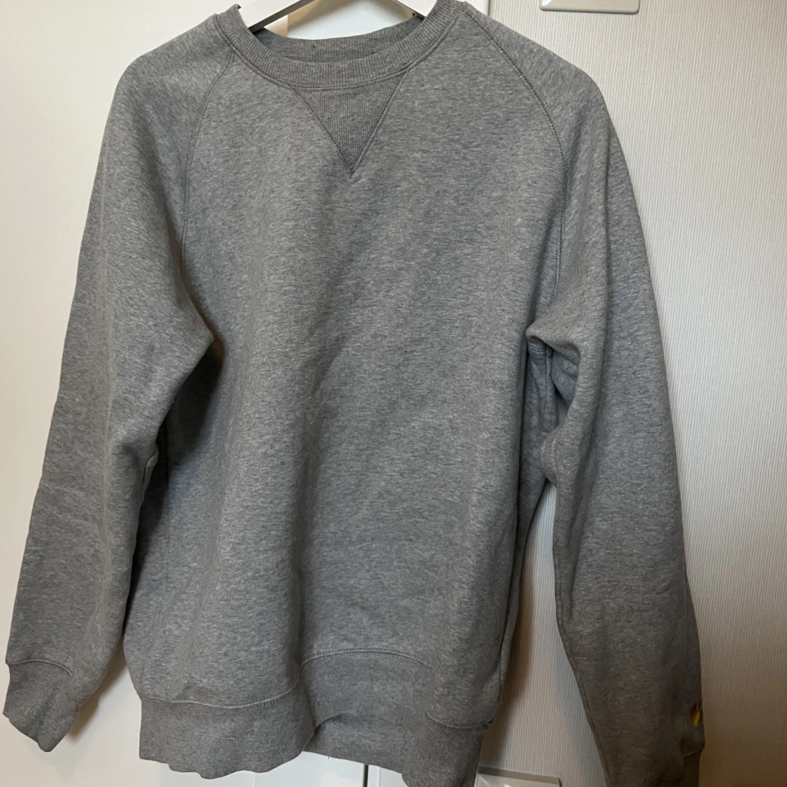Carhartt crewneck