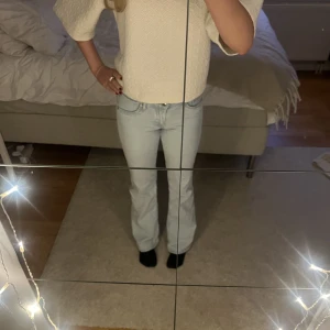 Lågmidjade jeans - Superfina lågmidjade jeans passar mig som brukar ha 32 eller 34❤️