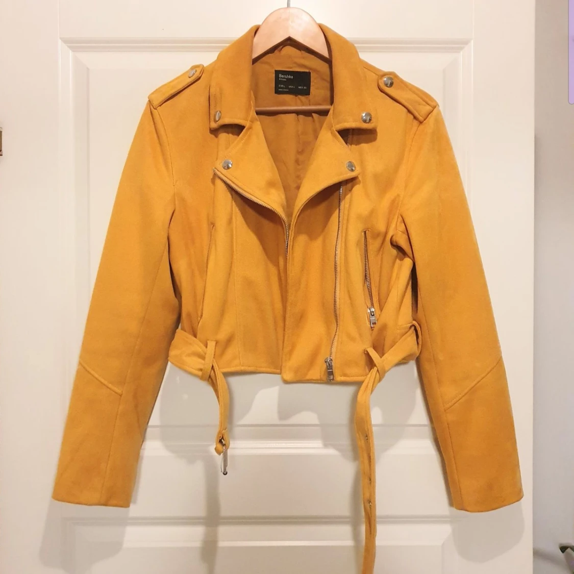 Gul Bikerjacka från Bershka - stl L - 91