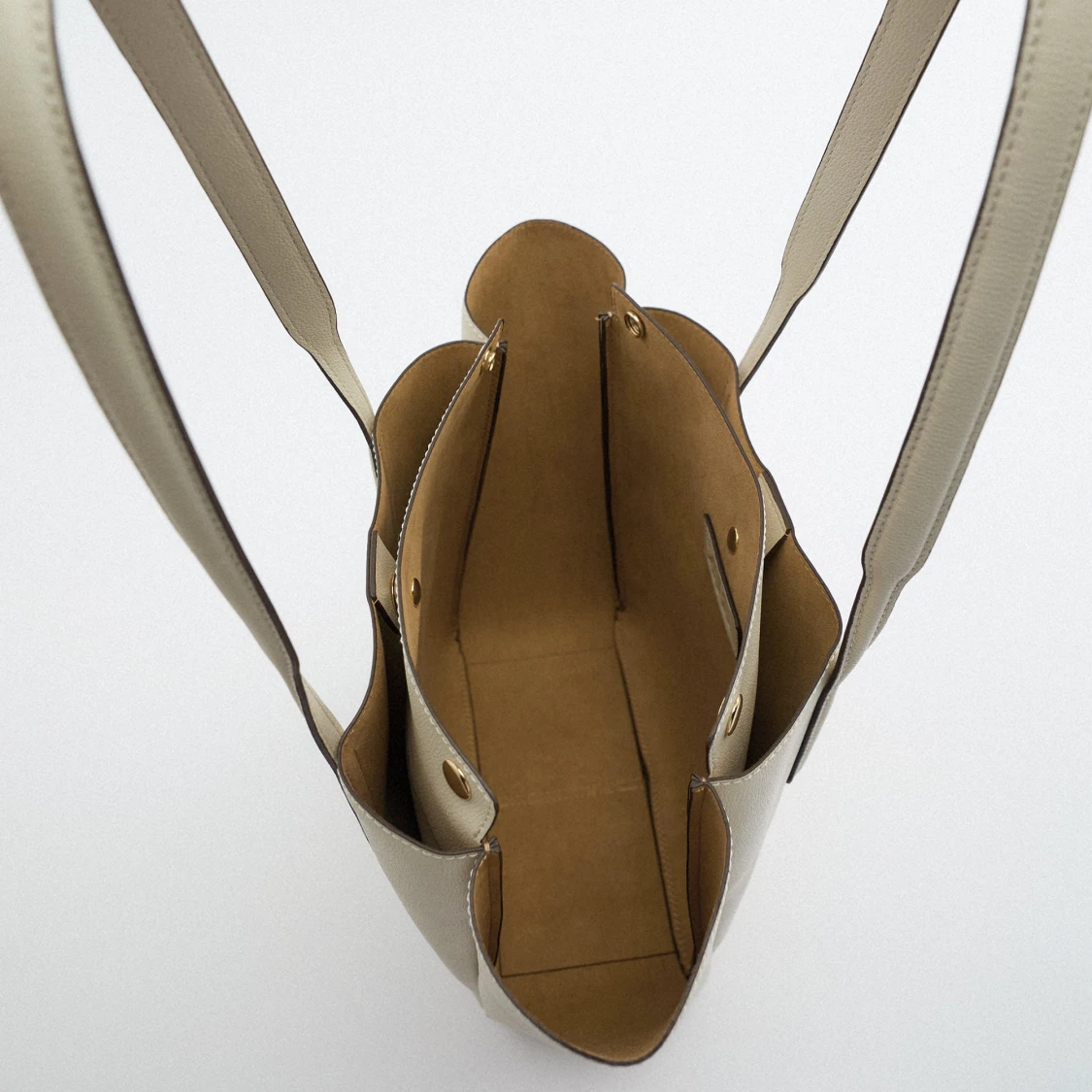 Zara beige väska - 90