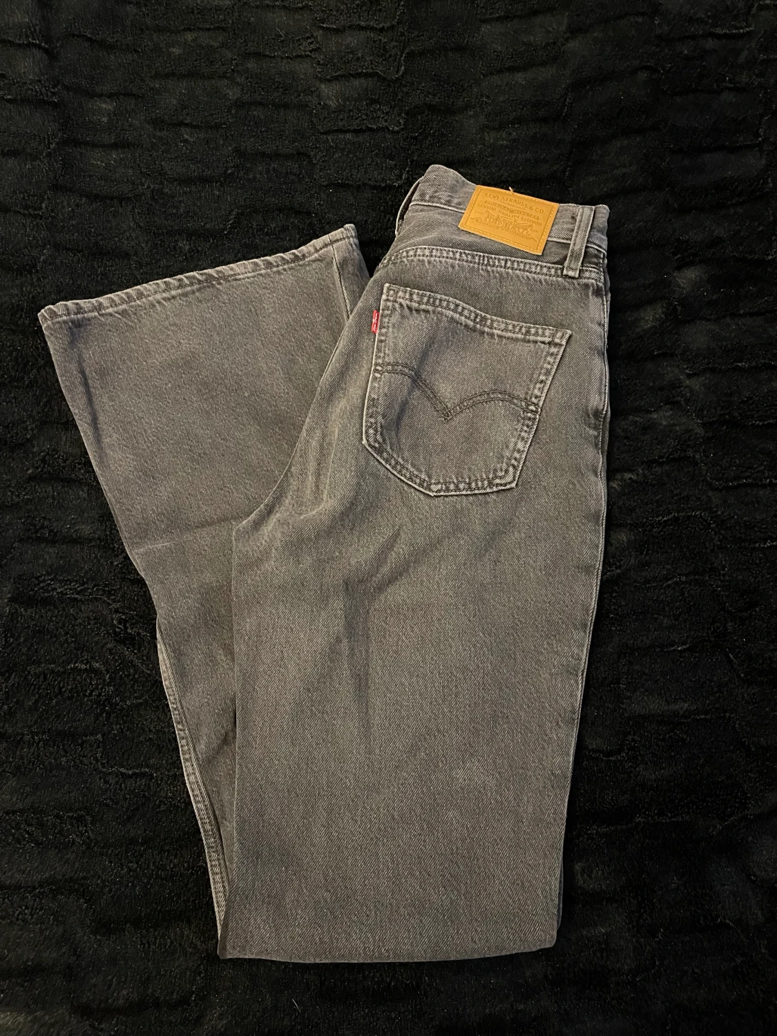 Levis 70s high flare strl 26