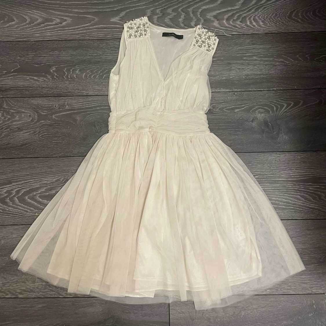 En jätte fin klänning, använd bara några gånger 