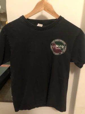 Stussy T Shirt - Riktigt det t shirt från Stüssy Storlek S Bra skick