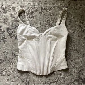 Korsettopp zara - Korsettopp från zara. Storlek S!🤍