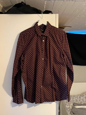 Paul Smith skjorta - Skjorta från Paul Smith i storlek 41