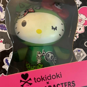 Hello kitty - Hello kitty figur (sanrio). Inte tagit ut den ur paketet. 