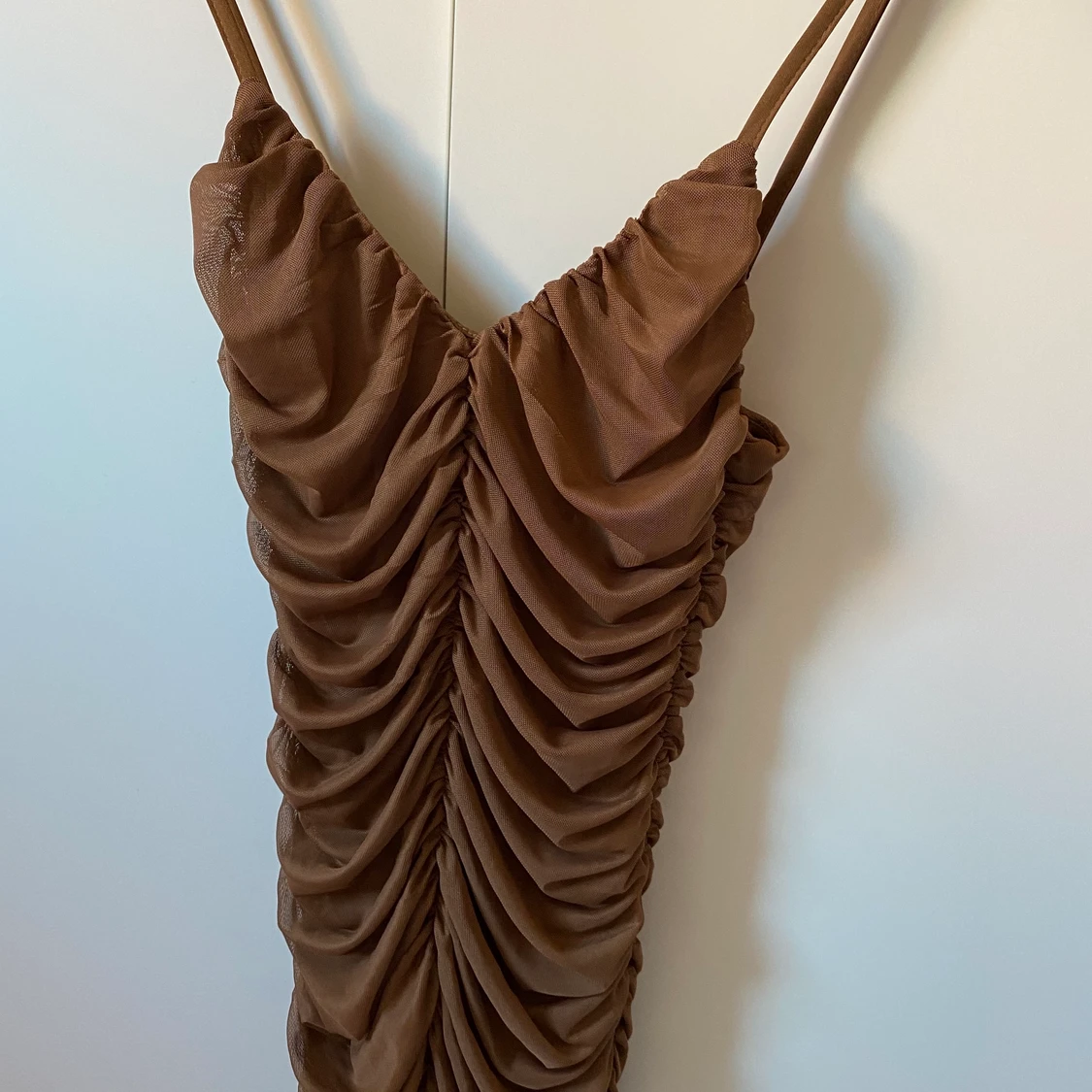 Rynkad klänning från Nakd 