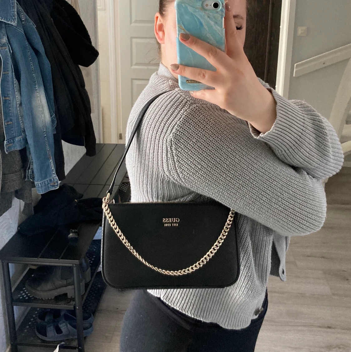 Guess handväska - 91