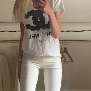 Jättefin t-shirt - Så mysig t-shirt köpt här på plick för 170 kr + frakt. Mitt pris är 100kr + frakt 💕💕