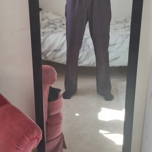 Byxor - Det är ett par Bikbok byxor, svarta. Jätte jätte sköna men säljer för dom e för stora🙂