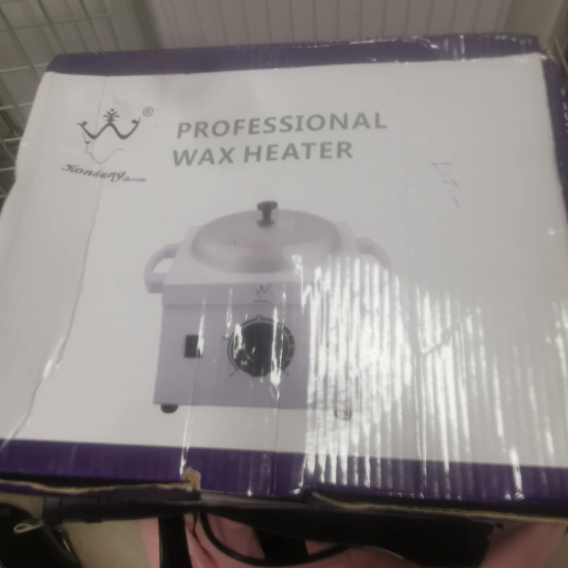 Professional wax heater