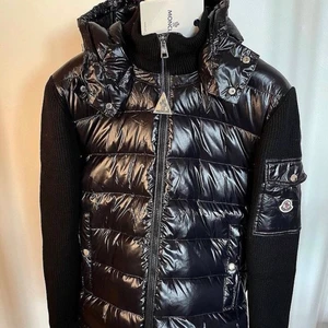  Moncler  Jacka -  Moncler jacka