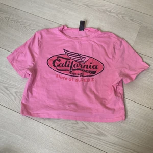 En rosa topp - En rosa jättefin topp som jag köpt från SHEIN 💗💗