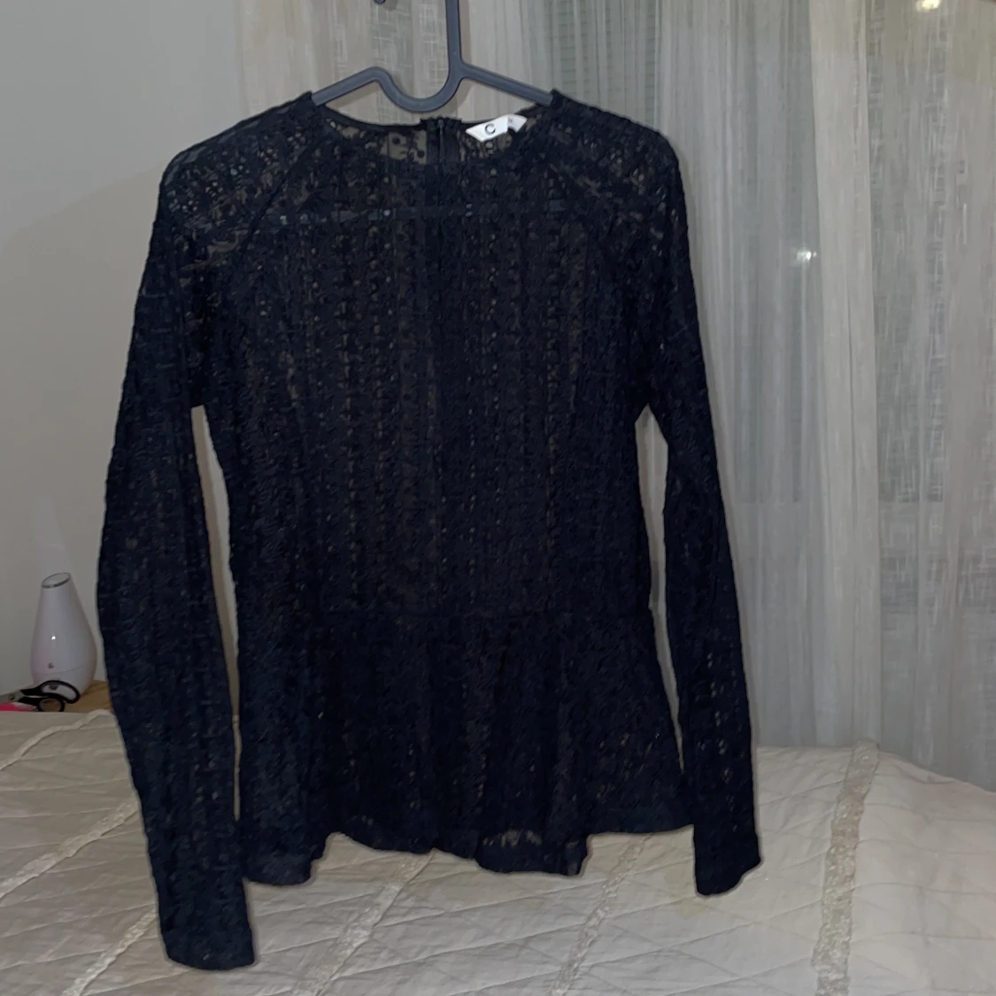 Svart lace blus  - 90