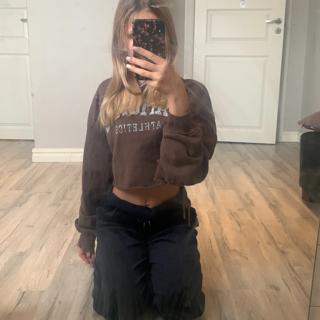 Säljer min tröja som jag aldrig har använt - 91