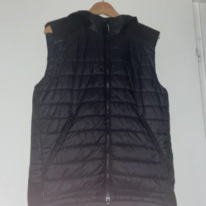 Cp Company väst - Cp Company väst i riktigt bra skick! 
