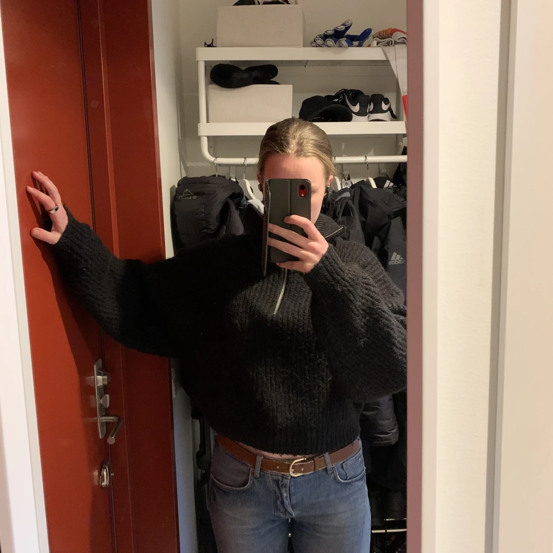 Svart stickad tröja - 90