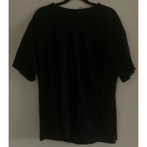 Tröja  - Använt någon gång 