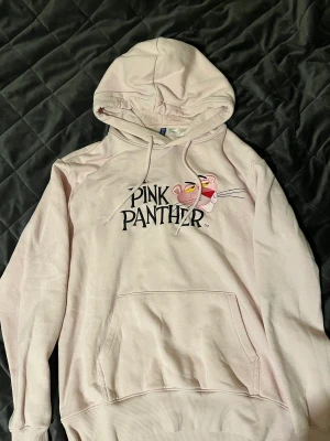 Pink Panther hoodie från HM - Strlk M