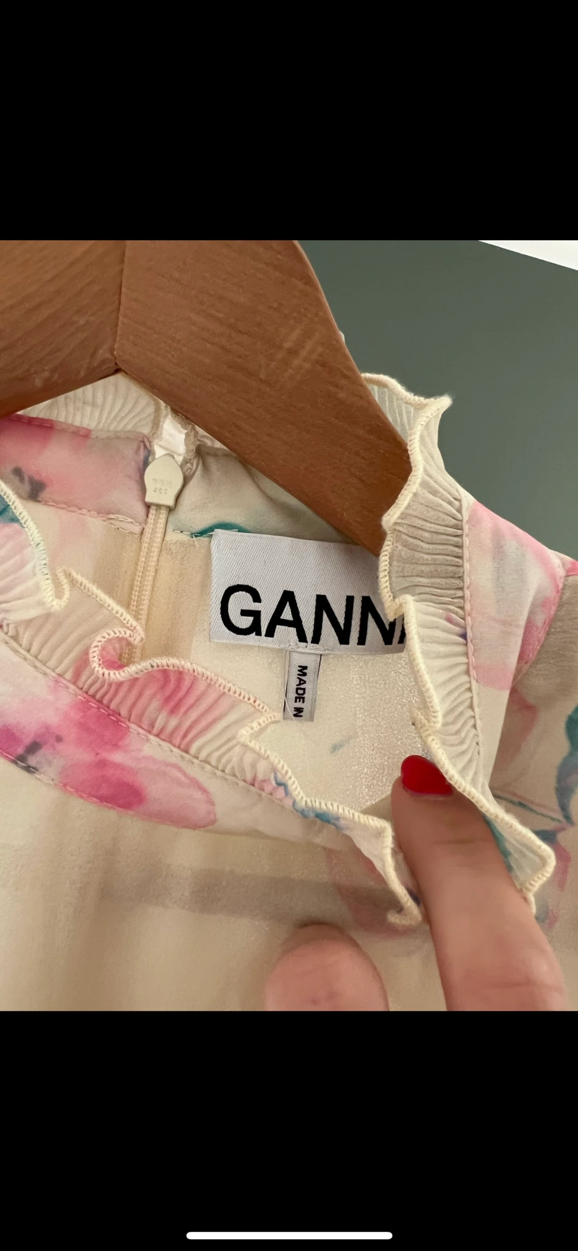 Topp från Ganni  strl 38