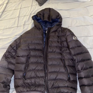 Colmar jacka  - Colmar jacka storlek 46 