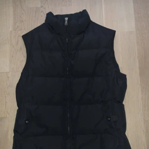 Champion vintage väst! - Säljer nu min älskade champion väst på grund av att den är för liten! Skriv om ni är intresserade.💋