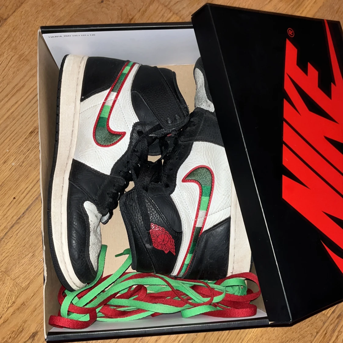 Air Jordan 1 Retro OG sneakers