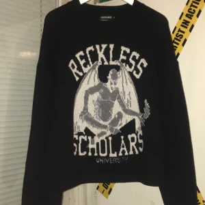 DEADSTOCK RECKLESS SCHOLARS UNIVERSITY  - DEADSTOCK! Reckless Scholars knitted sweatshirt. Used only 3 times 