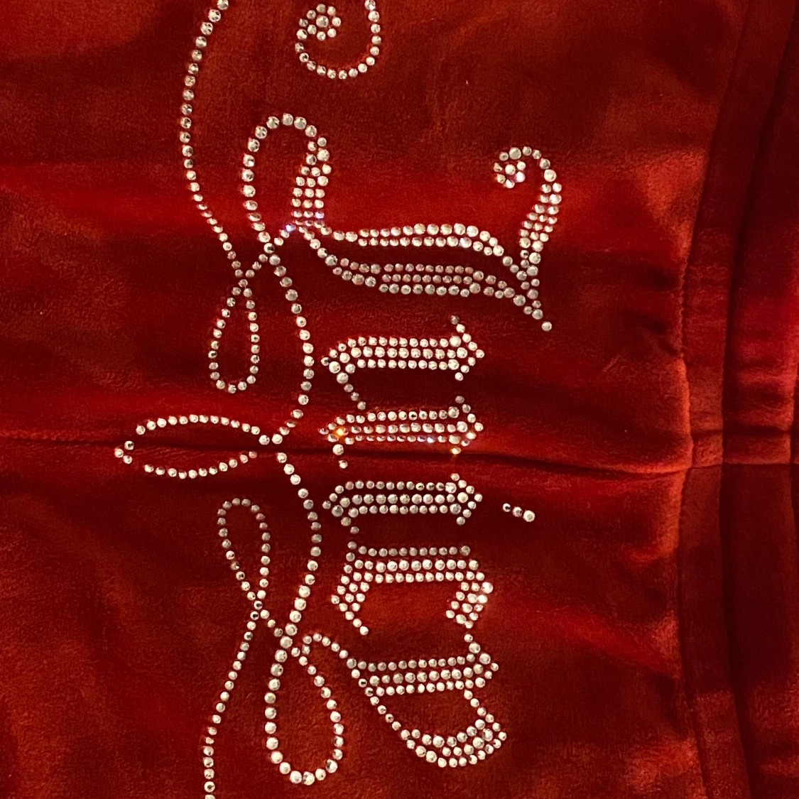 Röda juicy byxor - 91