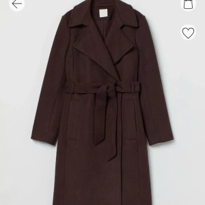 Brun kappa - Från hm, kommer inte till användning därav säljer jag den