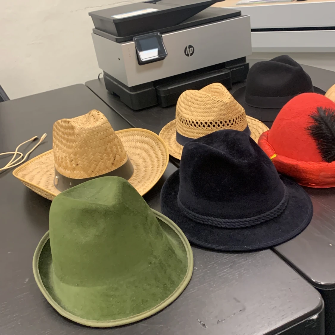 Min vackra hattsamling behöver nytt hem! - 33